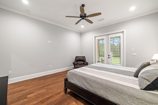 bedroom with ceiling fan, crown molding, and dark hardwood / wood-style flooring