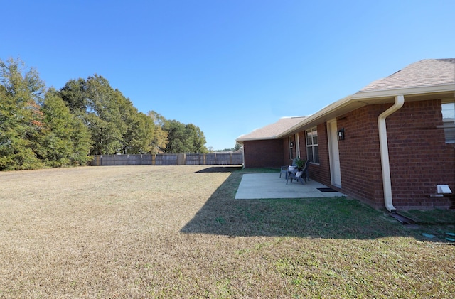 view of yard with a patio