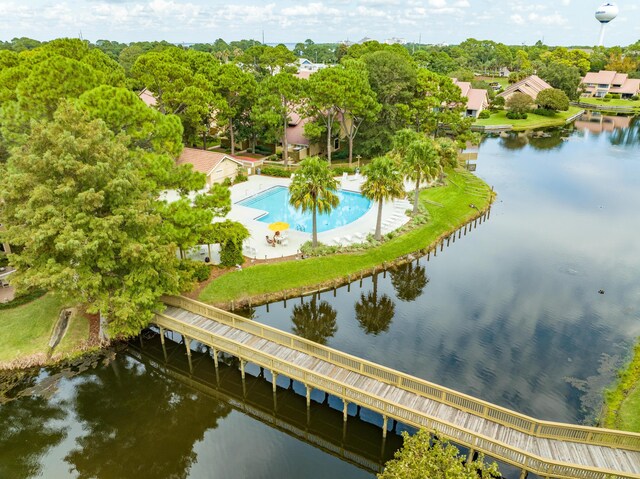 birds eye view of property featuring a water view