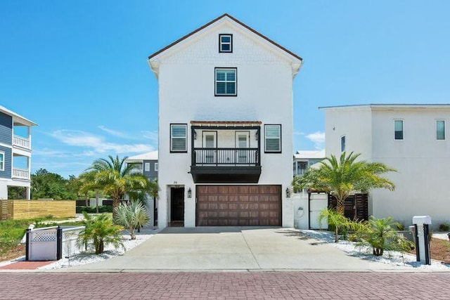 view of front of house featuring a garage