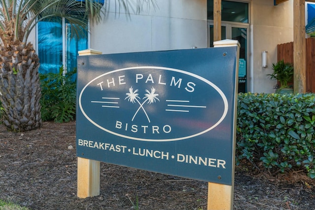 view of community / neighborhood sign