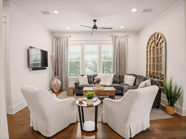 47 Trail Ln, Santa Rosa Beach, FL 32459 - living area with ceiling fan, dark wood-style floors, crown molding, and recessed lighting