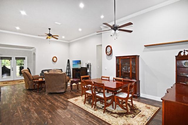 dining space featuring ceiling fan, dark hardwood / wood-style floors, and crown molding