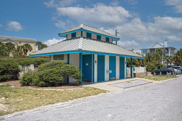 view of front of home with a porch