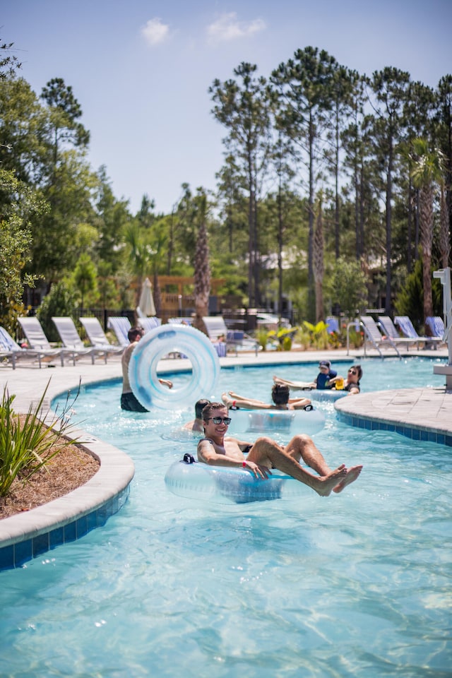 view of swimming pool