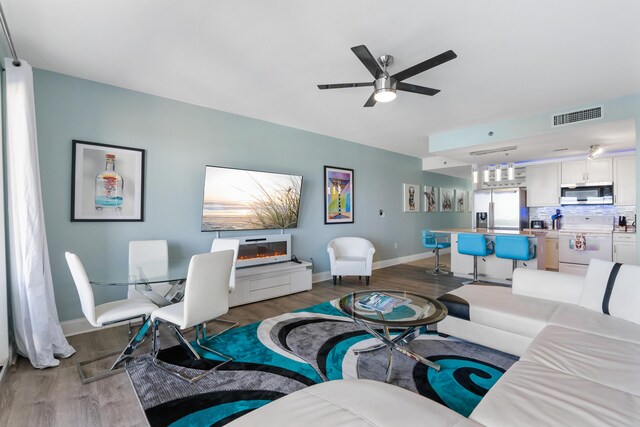 9902 S Thomas Dr Unit 1532, Panama City Beach, FL 32408 - photo 10