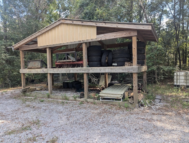 view of outdoor structure