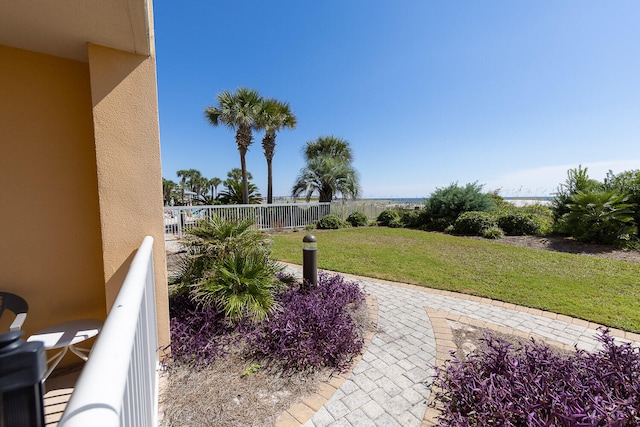 view of yard with a patio area