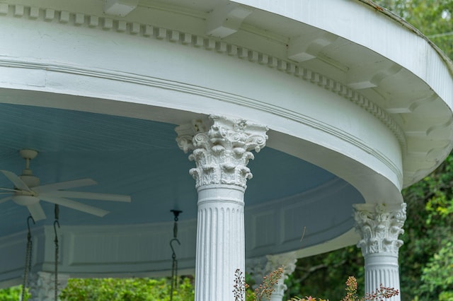 details with ceiling fan