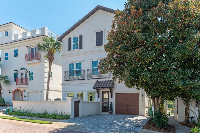 4795 Ocean Blvd, Destin, FL 32541 - multi unit property with decorative driveway and stucco siding