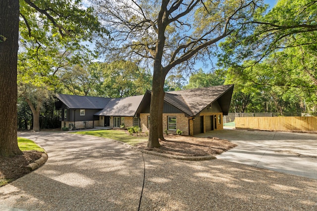 view of front of house