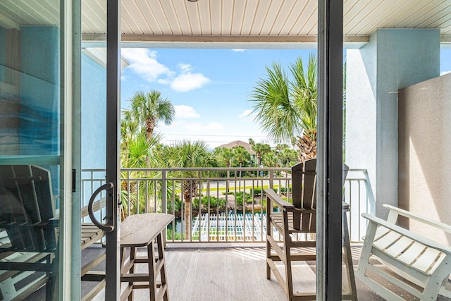 balcony featuring grilling area