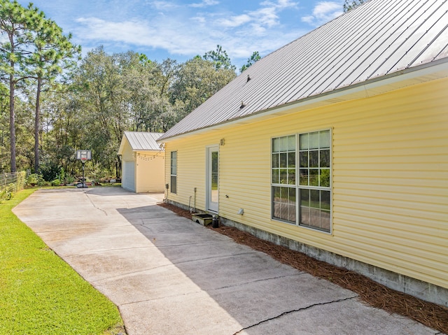 view of home's exterior