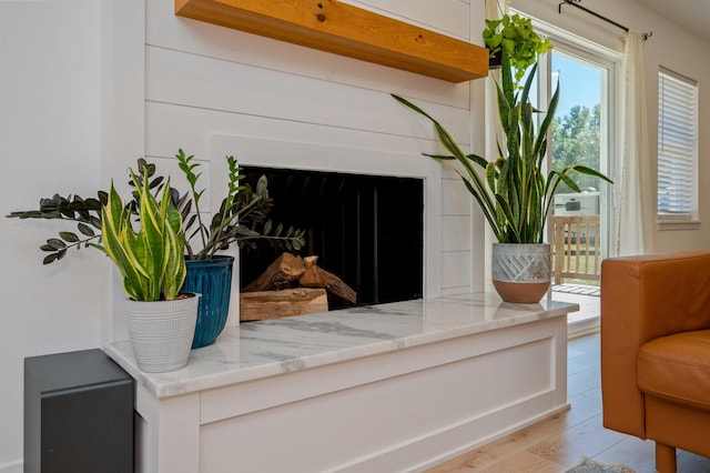 interior details with hardwood / wood-style flooring