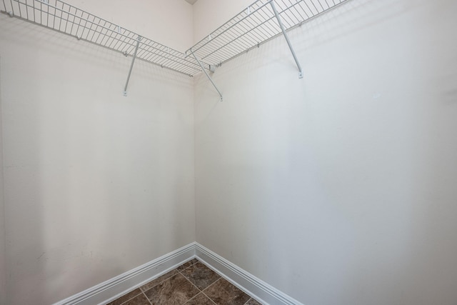 2826 Shoni Dr, Navarre, FL 32566 - view of spacious closet