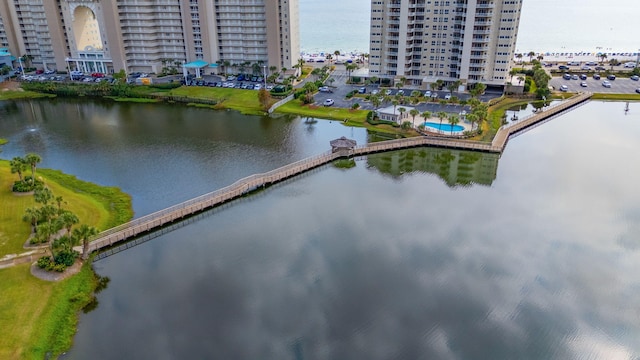 bird's eye view featuring a water view