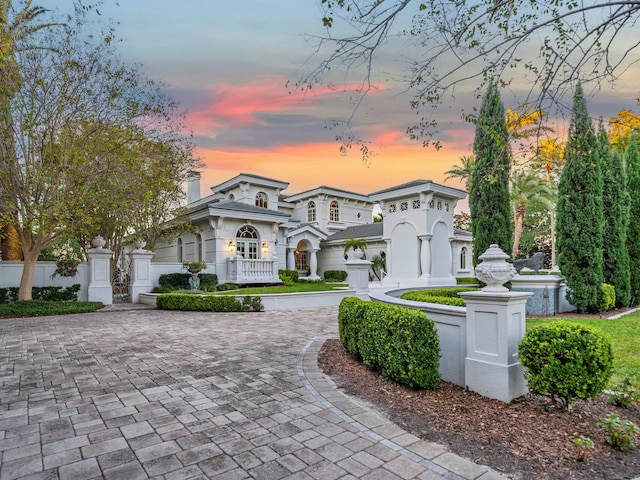 view of front of home