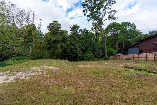 Listing photo 3 for 716 Cypress Dr, Niceville FL 32578