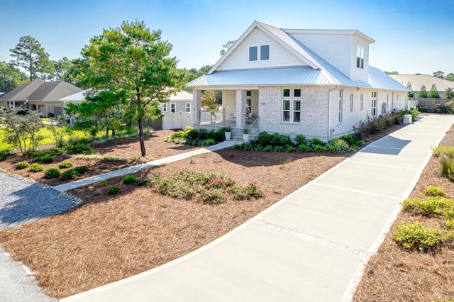 view of front of home with covered porch