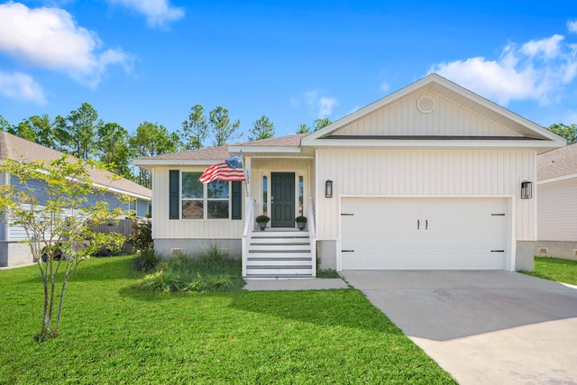 view of front facade featuring a garage and a front lawn