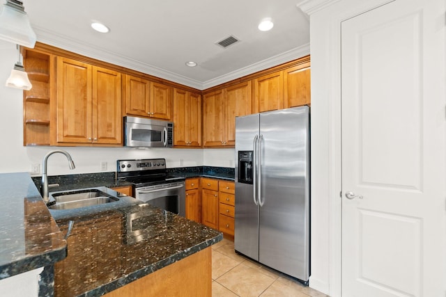 kitchen featuring stainless steel appliances, light tile patterned flooring, sink, dark stone counters, and crown molding