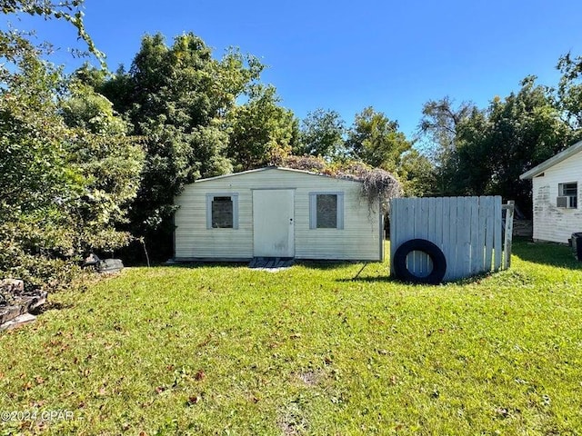 260 Seneca Ave, Panama City, FL 32404 - view of outdoor structure with an outbuilding