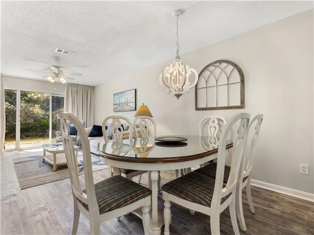 Listing photo 3 for 2076 Scenic Gulf Dr Unit 1013, Miramar Beach FL 32550