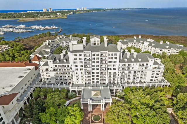 bird's eye view with a water view