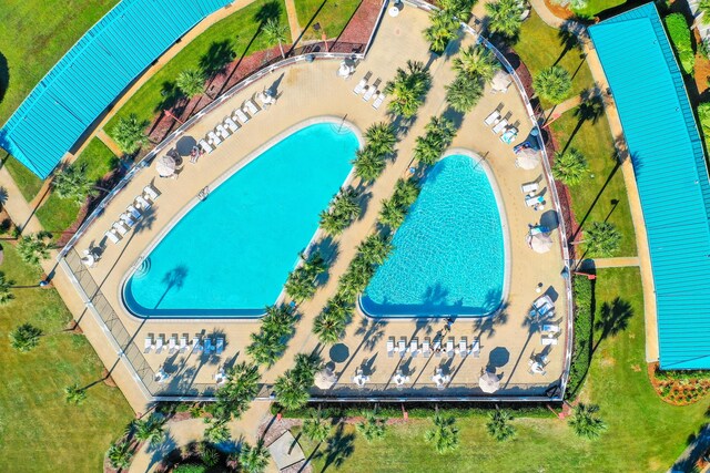 778 Scenic Gulf Dr Unit 423, Miramar Beach, FL 32550 - drone / aerial view of a pool