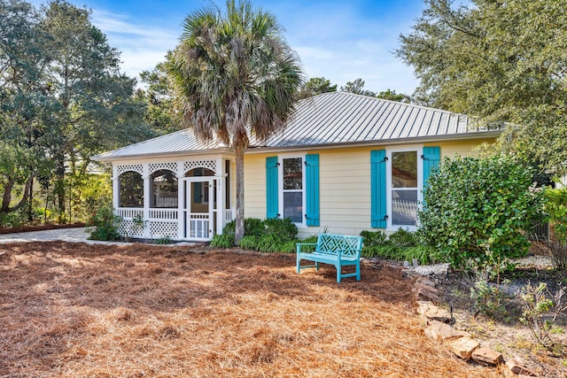 view of front of house