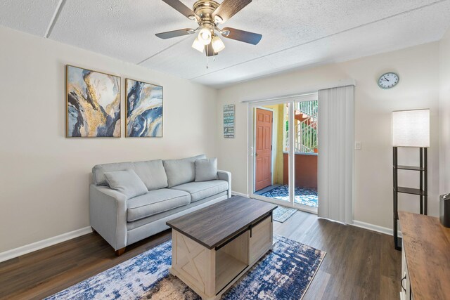 209 W Miracle Strip Pkwy Apt C201, Mary Esther, FL 32569 - photo 3