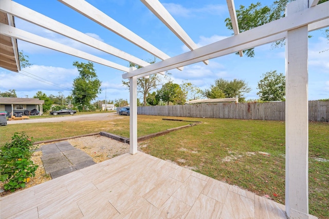 view of yard featuring a patio