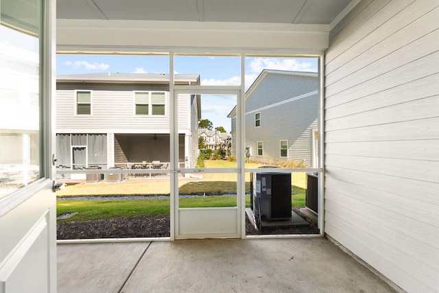 view of unfurnished sunroom