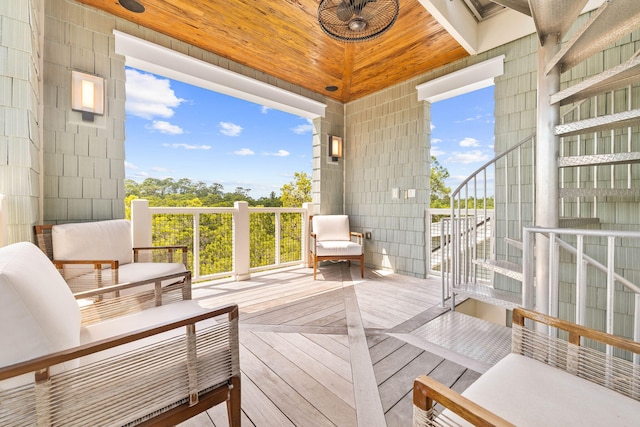 balcony with ceiling fan