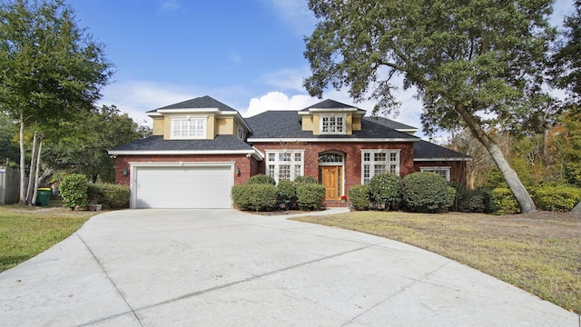 view of front of home with a front lawn