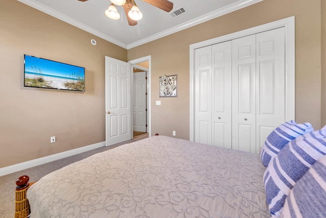 4705 Seastar Vis, Destin, FL 32541 - carpeted bedroom with a ceiling fan, visible vents, baseboards, a closet, and ornamental molding