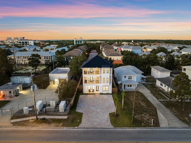 view of aerial view at dusk