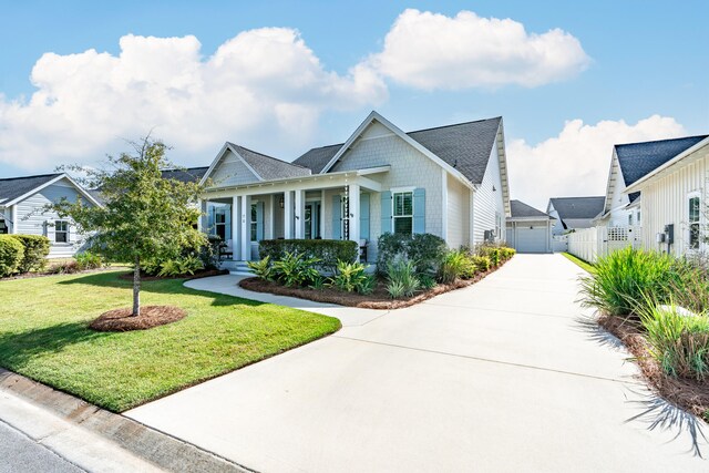 view of front of house featuring a front lawn and a porch