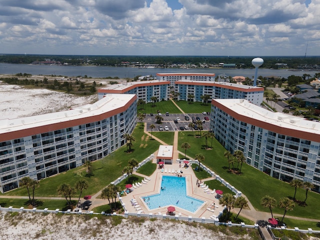 bird's eye view featuring a water view