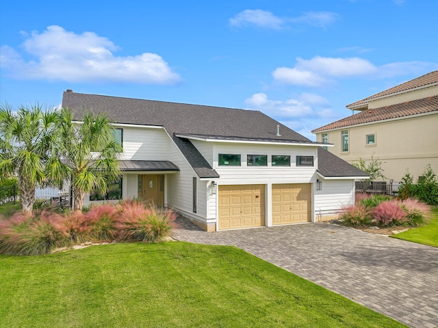 view of front of house with a front yard