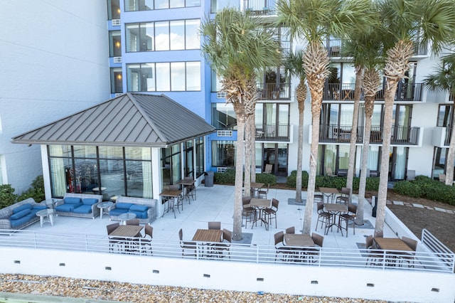 200 N Sandestin Blvd Unit 6772, Miramar Beach, FL 32550 - surrounding community featuring outdoor lounge area and a patio