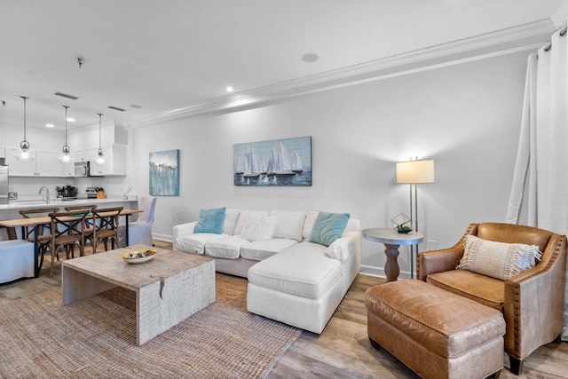 10343 E County Highway 30a Unit 316, Seacrest, FL 32461 - living room featuring ornamental molding, light wood finished floors, recessed lighting, and baseboards