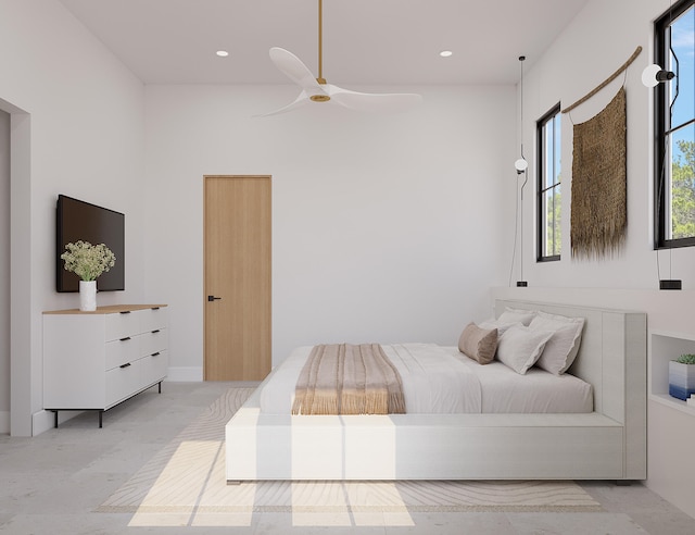 bedroom featuring ceiling fan