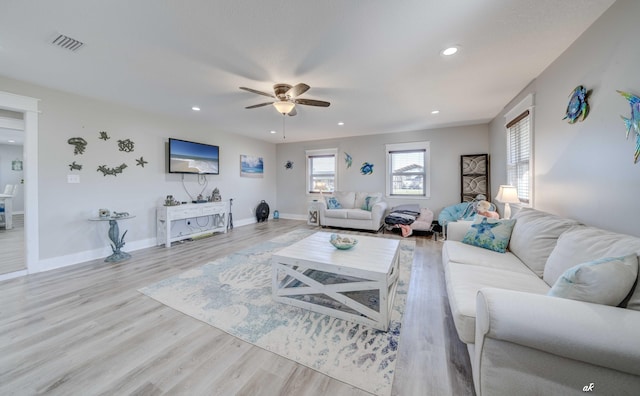 248 Sukoshi Dr, Panama City, FL 32404 - living room featuring ceiling fan, light wood-style floors, recessed lighting, and baseboards