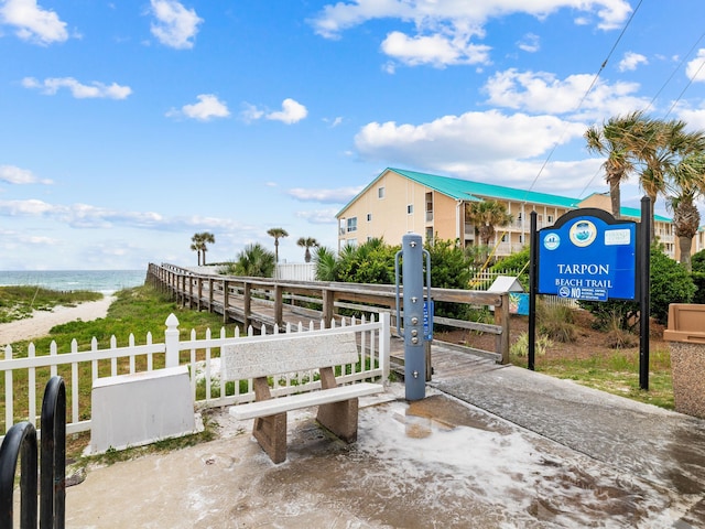 view of property's community featuring a water view