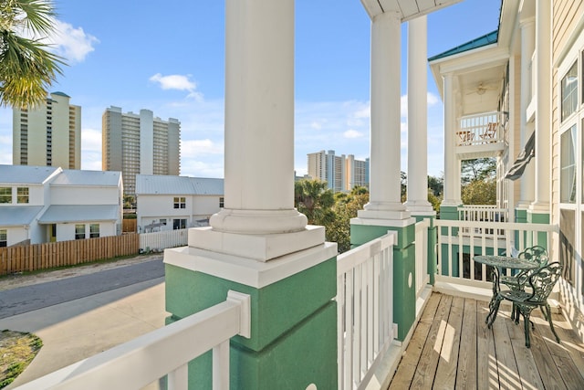 balcony featuring covered porch