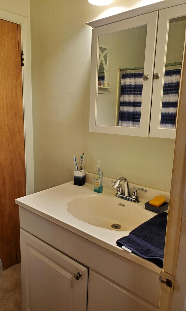 50 Junior Dr, Shalimar, FL 32579 - bathroom with vanity
