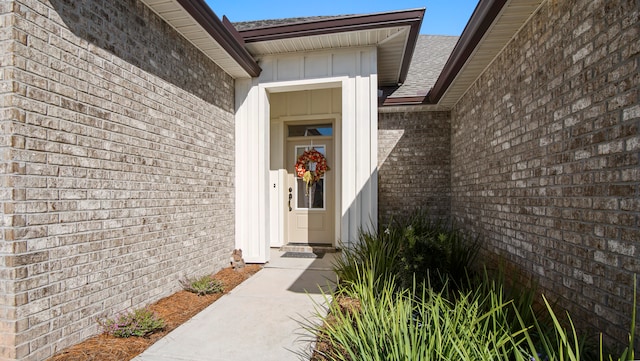 view of property entrance