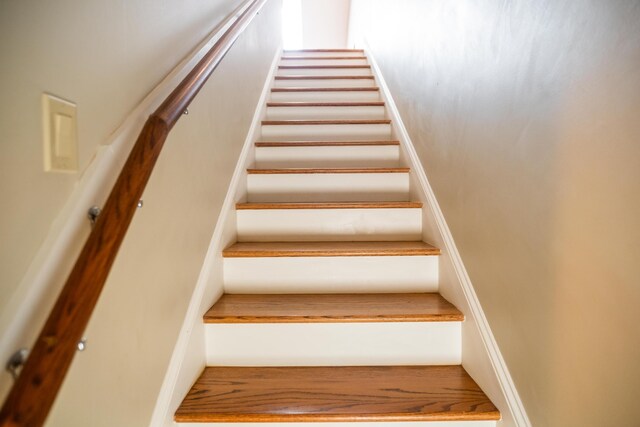 105 Carillon Market St Ste 302, Panama City Beach, FL 32413 - view of stairway