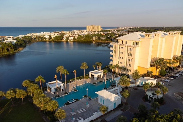 bird's eye view featuring a water view